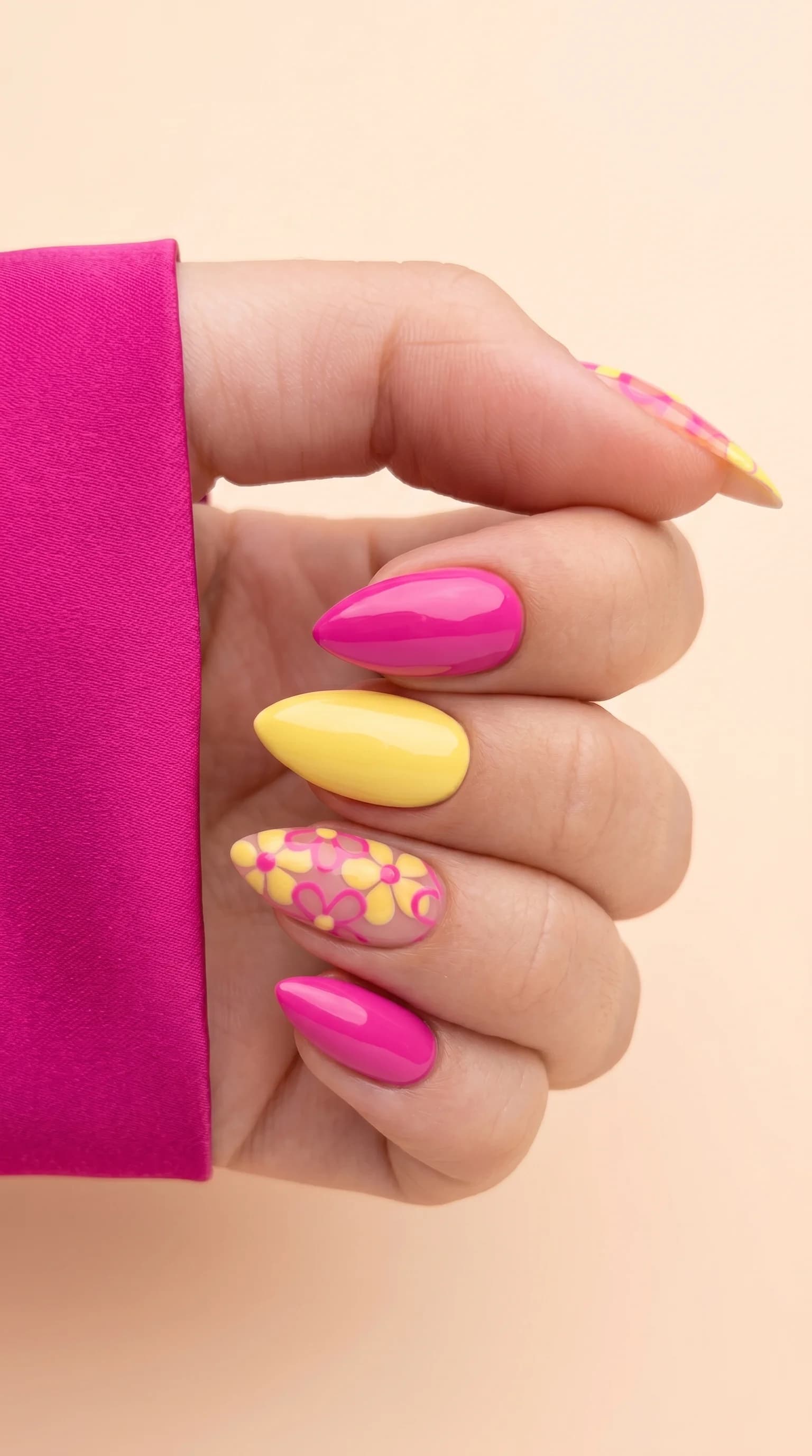 27 Fresh Summer Nail Designs to Refresh Your Look This Season