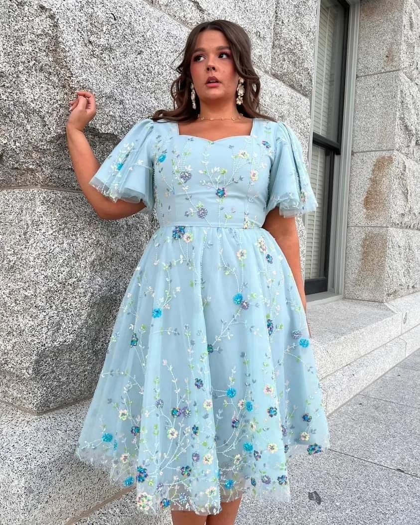Delicate Floral Midi Dress Elegance